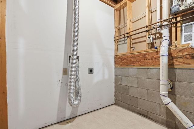 7865 Merdon Drive, Blacklick, OH 43004