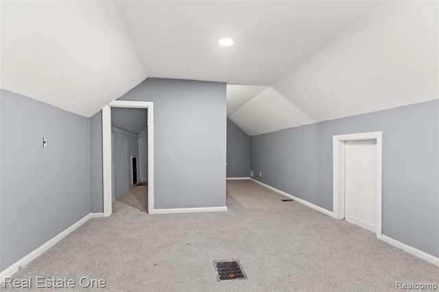 1178 Fort Park Boulevard, Lincoln Park, MI 48146