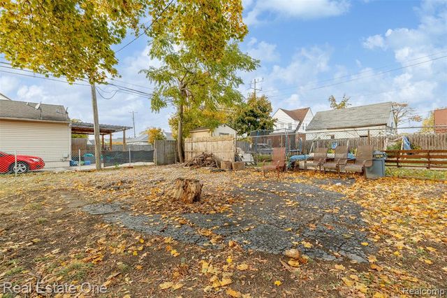 1178 Fort Park Boulevard, Lincoln Park, MI 48146