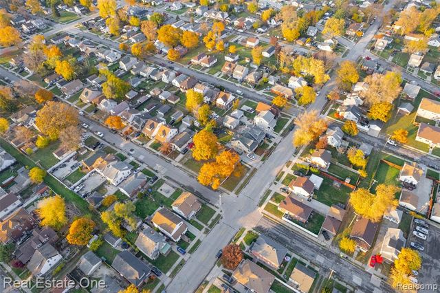 1178 Fort Park Boulevard, Lincoln Park, MI 48146