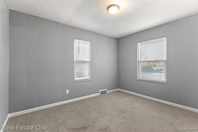 1178 Fort Park Boulevard, Lincoln Park, MI 48146