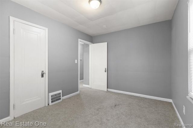 1178 Fort Park Boulevard, Lincoln Park, MI 48146