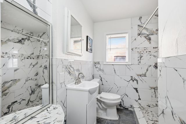 3013 Primrose Avenue, Fort Worth, TX 76111