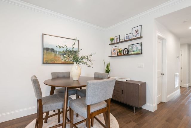 138 Neponset Ave 4, Boston, MA 02122
