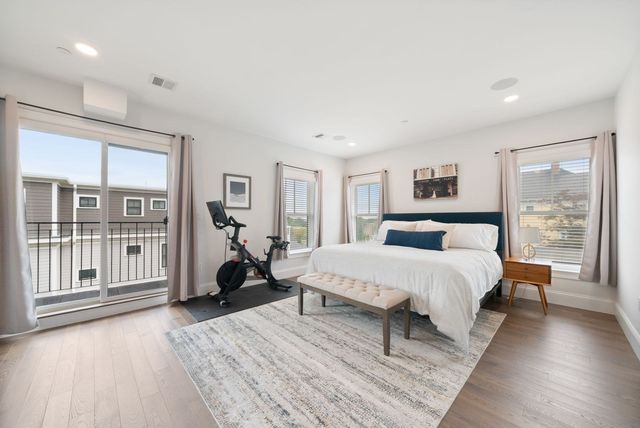 138 Neponset Ave 4, Boston, MA 02122