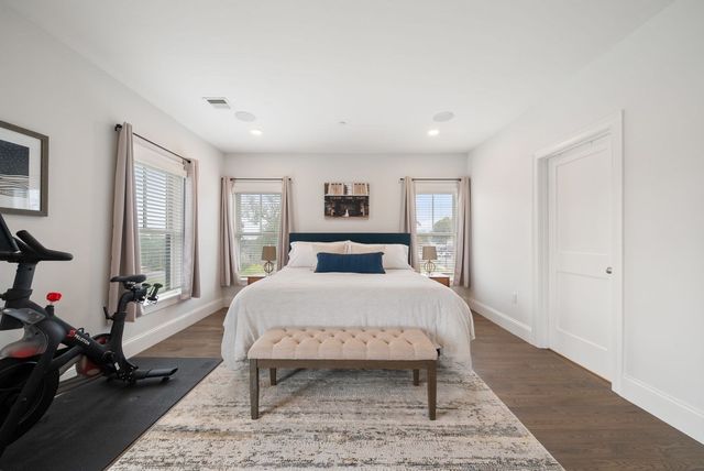 138 Neponset Ave 4, Boston, MA 02122