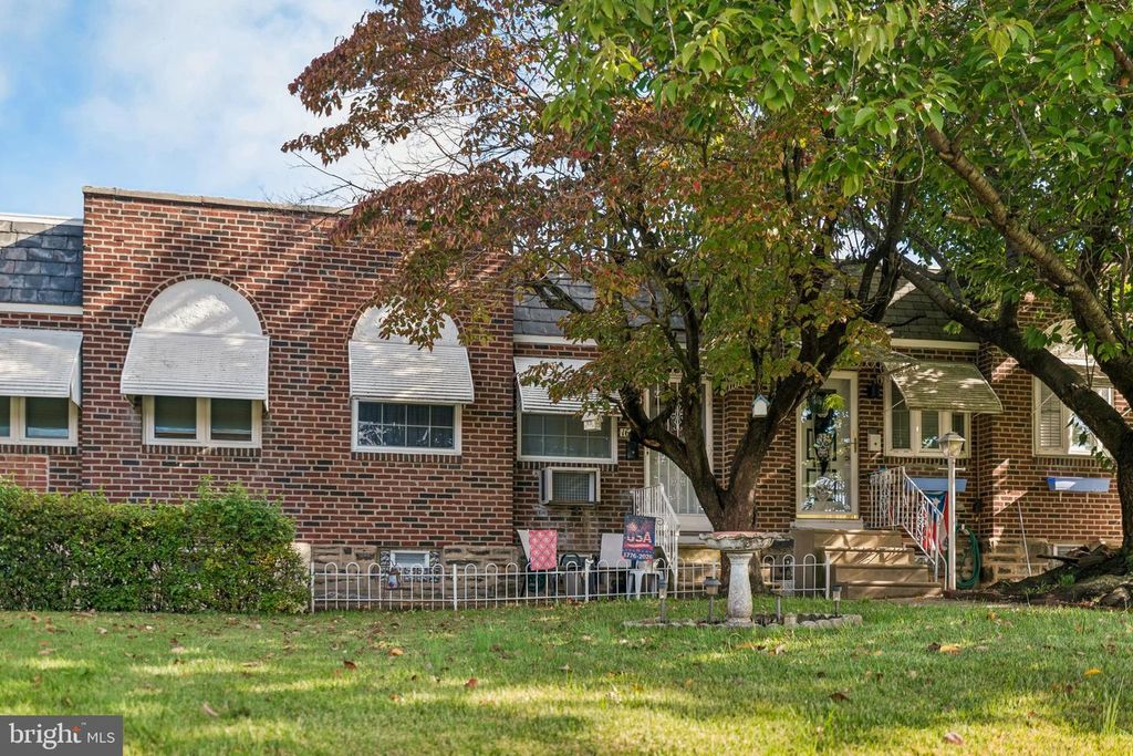 1635 E COMLY ST, PHILADELPHIA, PA 19149 — photo 5