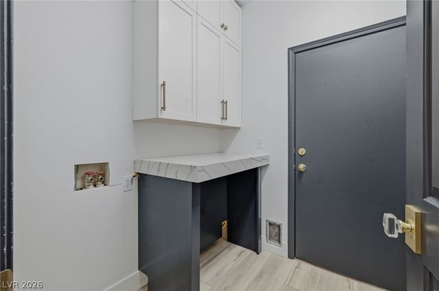 2112 Mission Peak Circle, Las Vegas, NV 89146