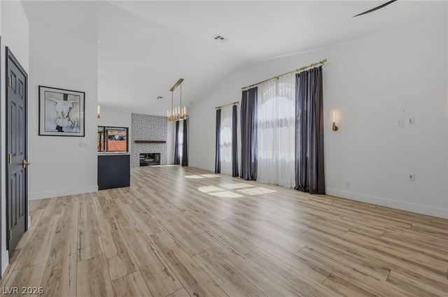 2112 Mission Peak Circle, Las Vegas, NV 89146