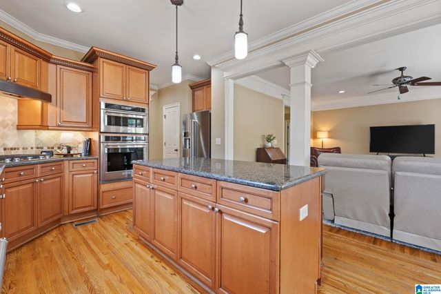 1048 BALDWIN LANE, Birmingham, AL 35242