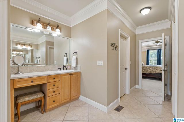1048 BALDWIN LANE, Birmingham, AL 35242