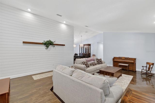 11241 EM EN EL GROVE ROAD, Leesburg, FL 34788