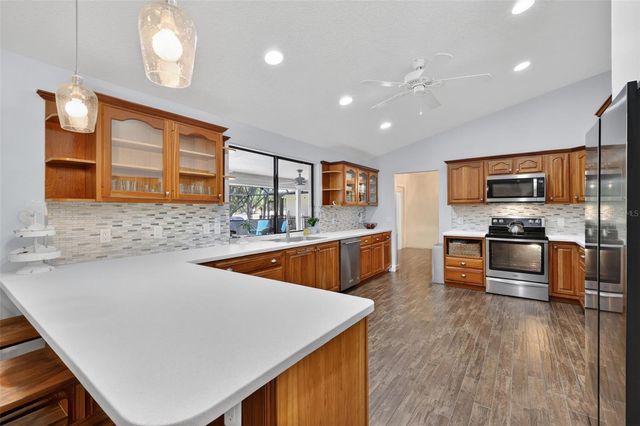 11241 EM EN EL GROVE ROAD, Leesburg, FL 34788