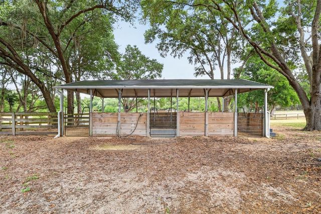 11241 EM EN EL GROVE ROAD, Leesburg, FL 34788