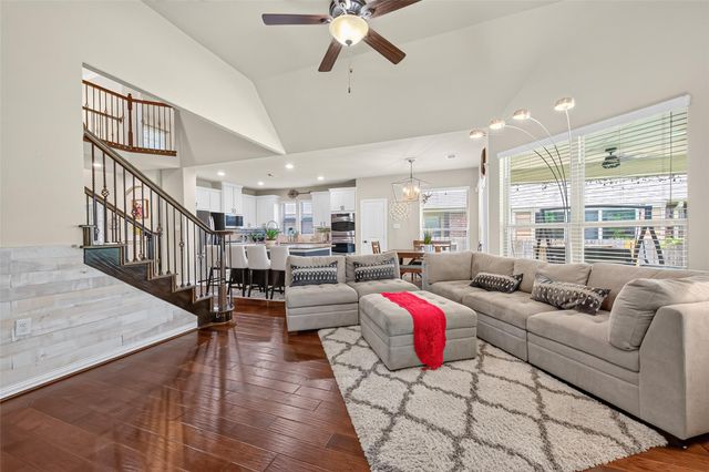 123 Forest Valley Bend, Conroe, TX 77384