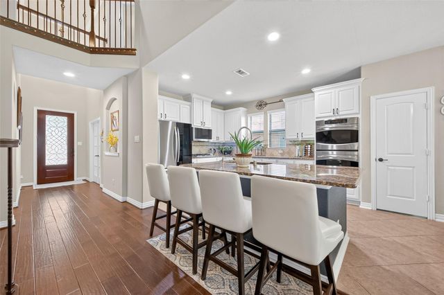 123 Forest Valley Bend, Conroe, TX 77384