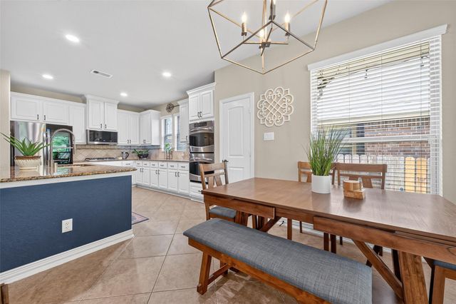 123 Forest Valley Bend, Conroe, TX 77384