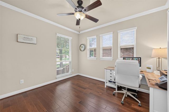 123 Forest Valley Bend, Conroe, TX 77384