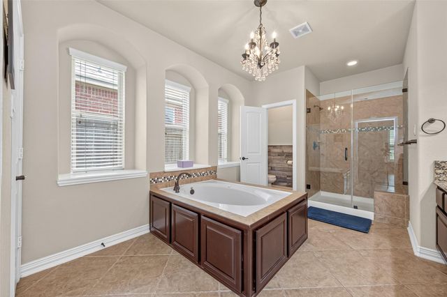123 Forest Valley Bend, Conroe, TX 77384