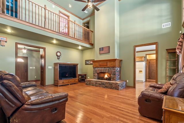 524 Scarlet Oaks Drive, Benton, AR 72019