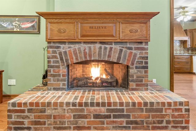 524 Scarlet Oaks Drive, Benton, AR 72019