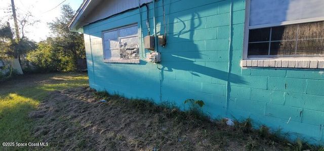 900 S Park Avenue, Titusville, FL 32780