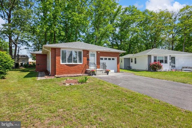 44 GARDENIA WAY, Toms River, NJ 08755