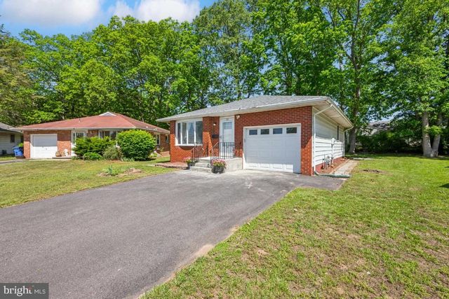 44 GARDENIA WAY, Toms River, NJ 08755