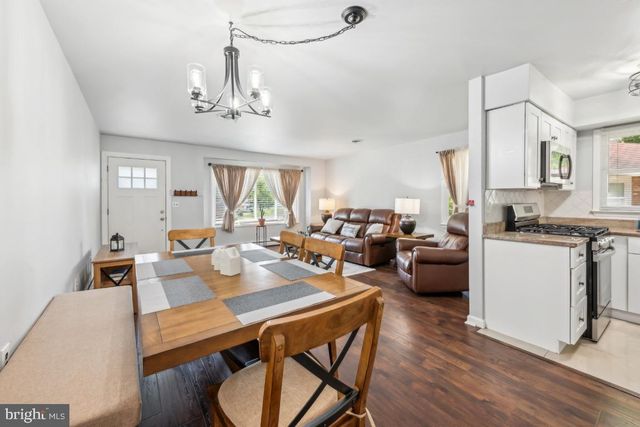 44 GARDENIA WAY, Toms River, NJ 08755