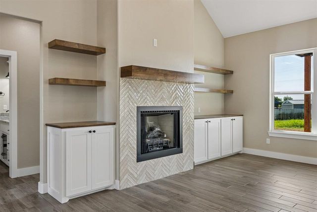 12702 Sierra Lane, Elgin, OK 73538