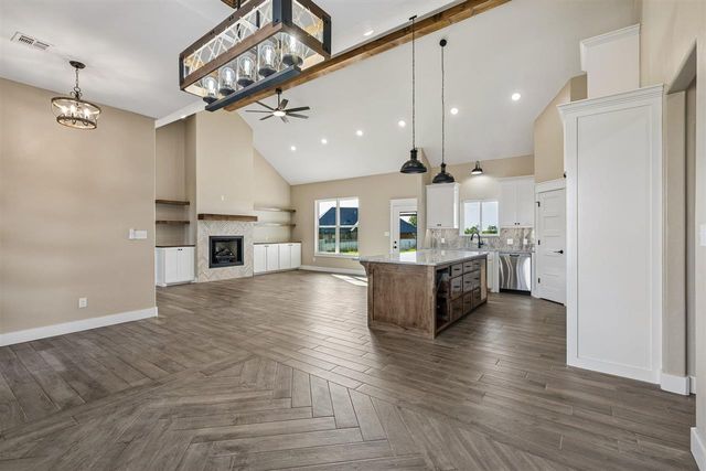 12702 Sierra Lane, Elgin, OK 73538