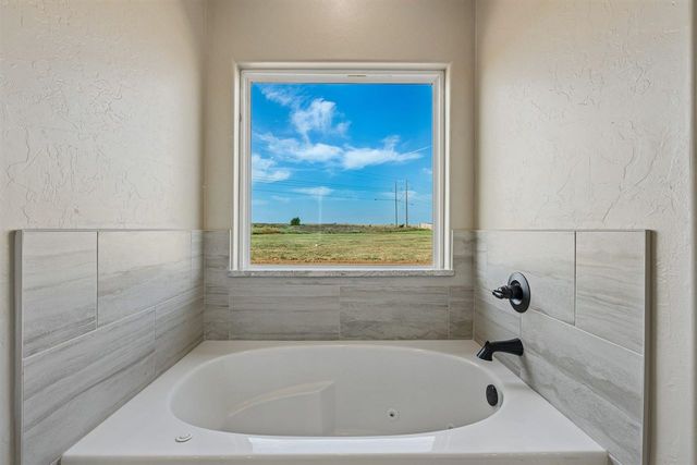 12702 Sierra Lane, Elgin, OK 73538
