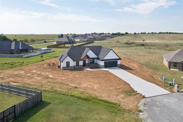 12702 Sierra Lane, Elgin, OK 73538
