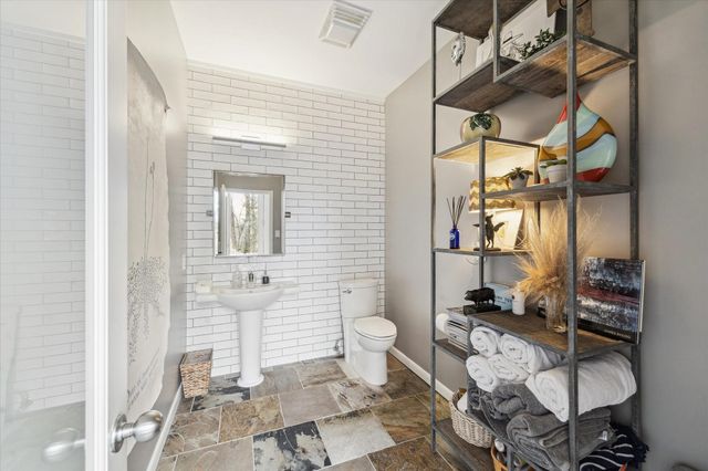 23414 Holly Hollow Street, Tomball, TX 77377