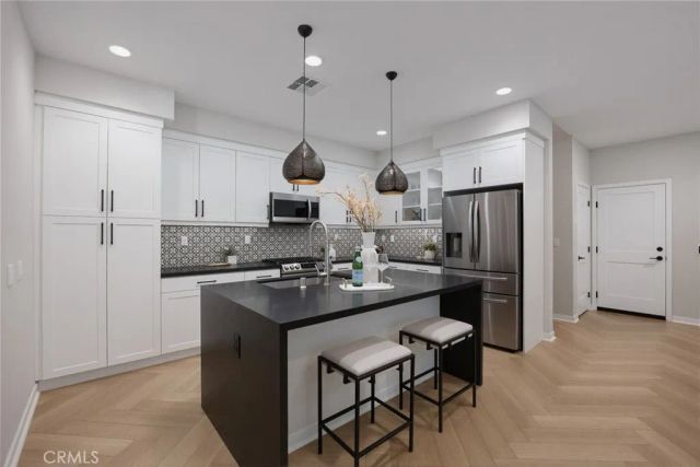 1419 N Indian Hill Boulevard, Claremont, CA 91711