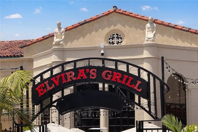 1419 N Indian Hill Boulevard, Claremont, CA 91711