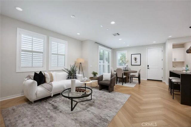 1419 N Indian Hill Boulevard, Claremont, CA 91711