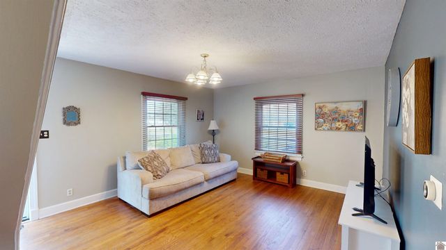 2516 Clark, Paducah, KY 42001