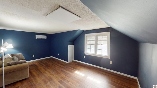 2516 Clark, Paducah, KY 42001