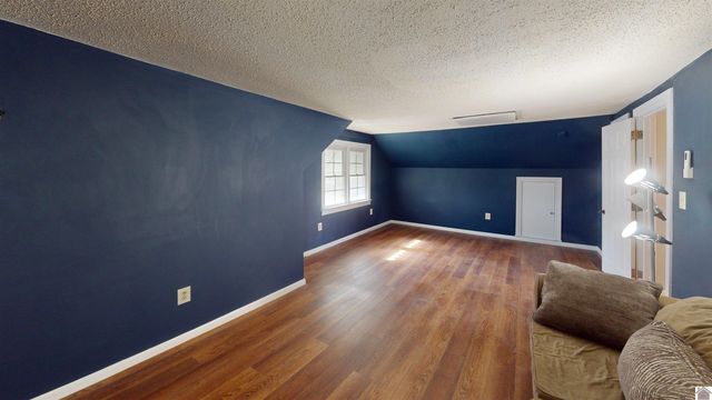 2516 Clark, Paducah, KY 42001