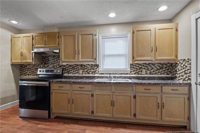 213 Sunset Avenue, Fayetteville, NC 28301