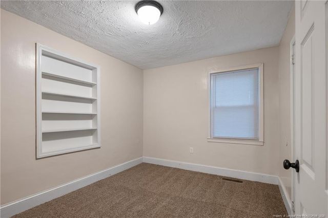 213 Sunset Avenue, Fayetteville, NC 28301