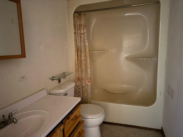 11700 N 11 Road, Wexford Twp, MI 49620