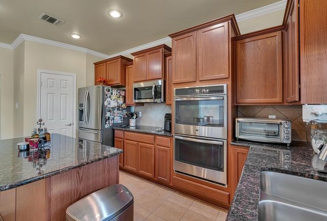 9836 Shallow Creek Drive, Waco, TX 76708