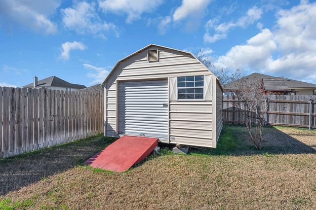 9836 Shallow Creek Drive, Waco, TX 76708