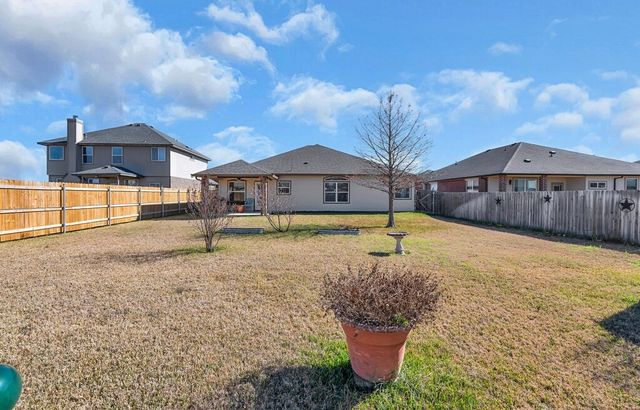 9836 Shallow Creek Drive, Waco, TX 76708