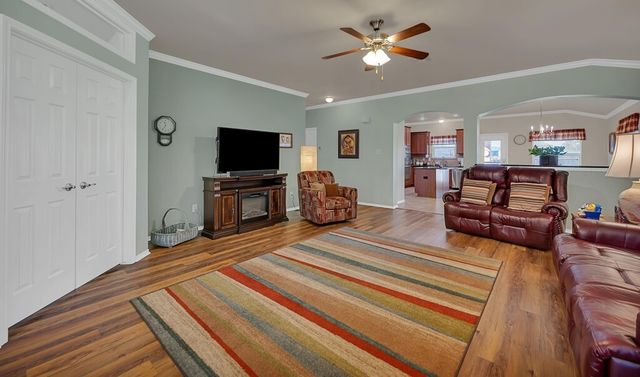 9836 Shallow Creek Drive, Waco, TX 76708