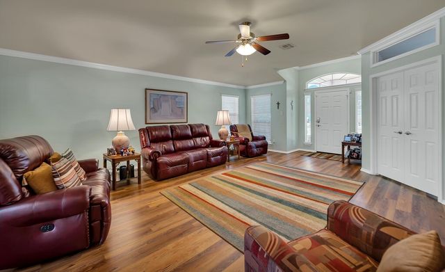 9836 Shallow Creek Drive, Waco, TX 76708