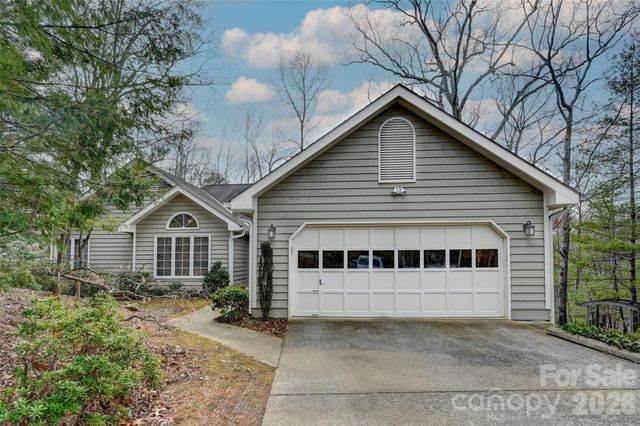 27 Cedar Summit Road, Asheville, NC 28803