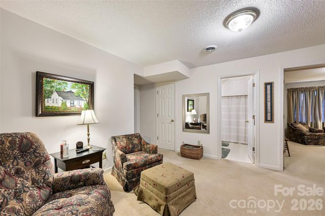 27 Cedar Summit Road, Asheville, NC 28803